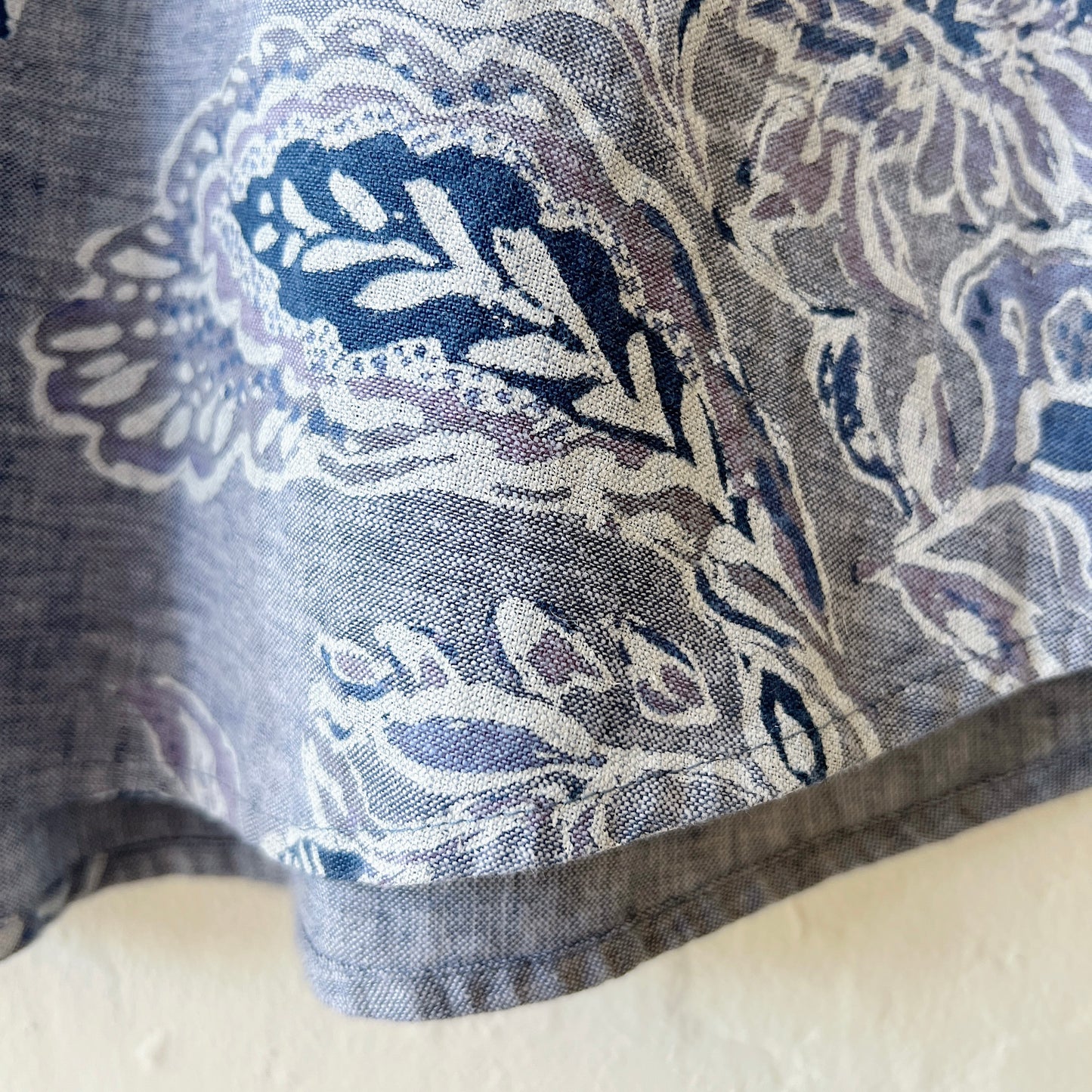 Linen Bloom Retro Swing Shirt in Indigo
