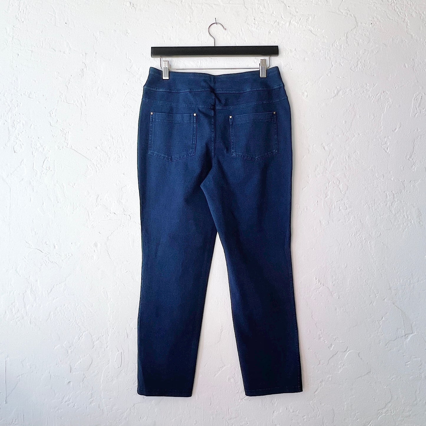 Stonewashed Capri Knit Jean