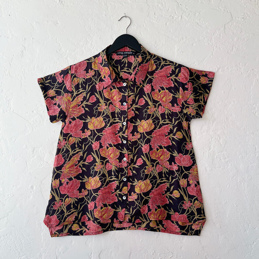 Little Journeys | Mar Blouse in Charcoal Tulips